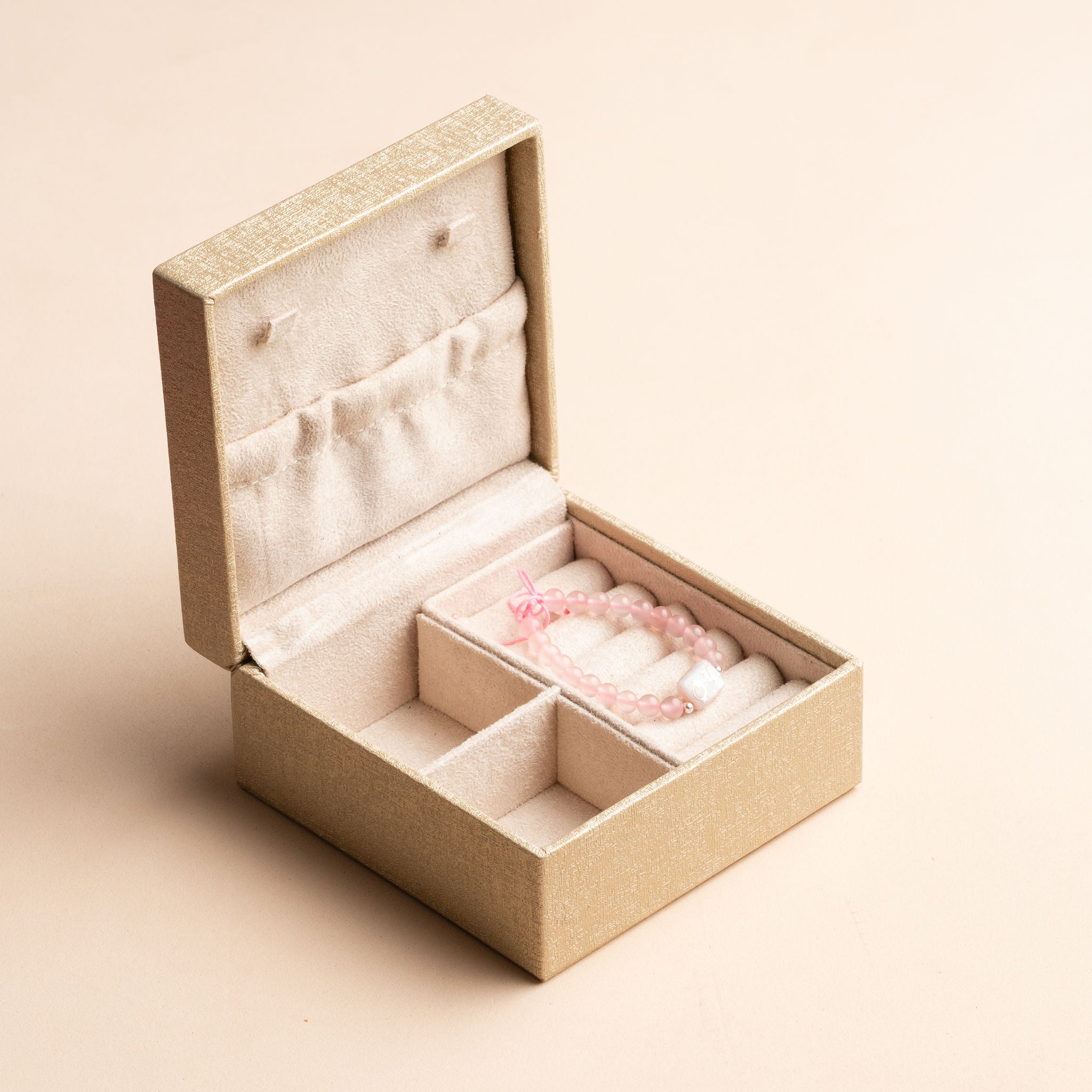 IDYR Uynan Wooden Jewellery Box I | Handmade Moroccan Leather & Boucherouite