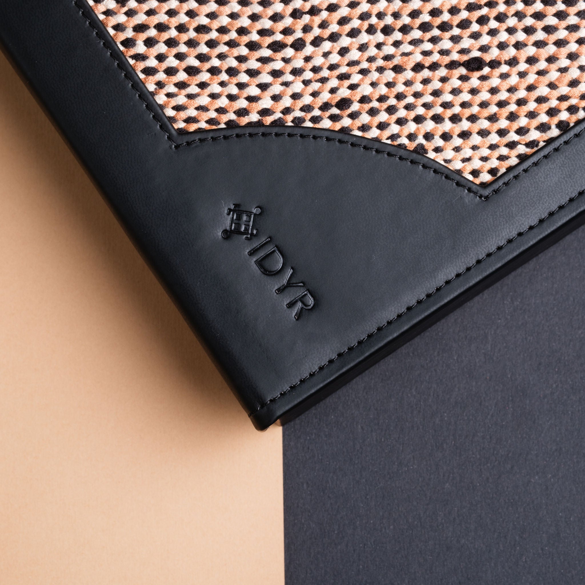 IDYR Safar I Travel Gift Set in Black | Handmade Luxury Moroccan Leather Accessories