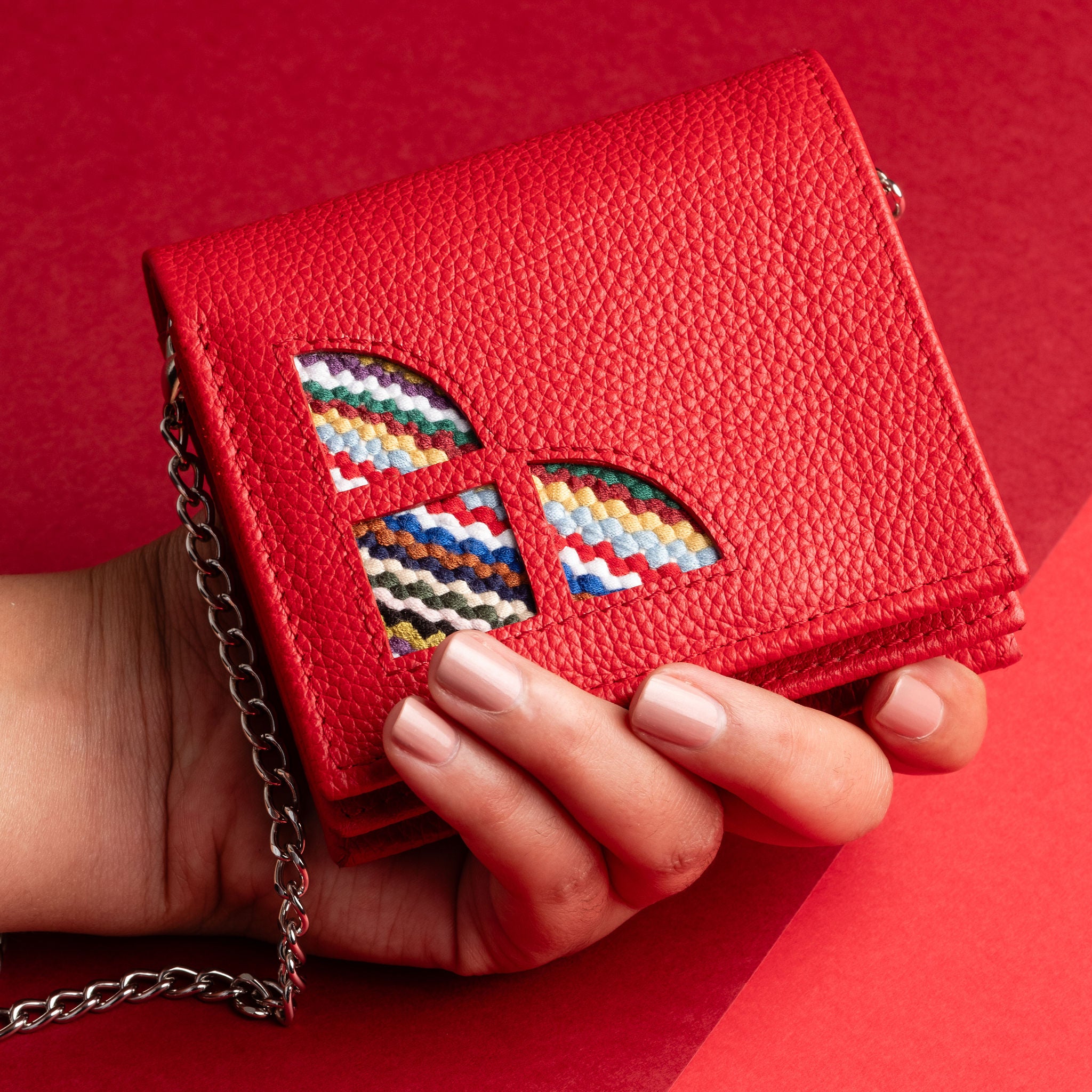 IDYR Afessas Wallet with Chain in Red  | Handmade Moroccan Leather & Boucherouite