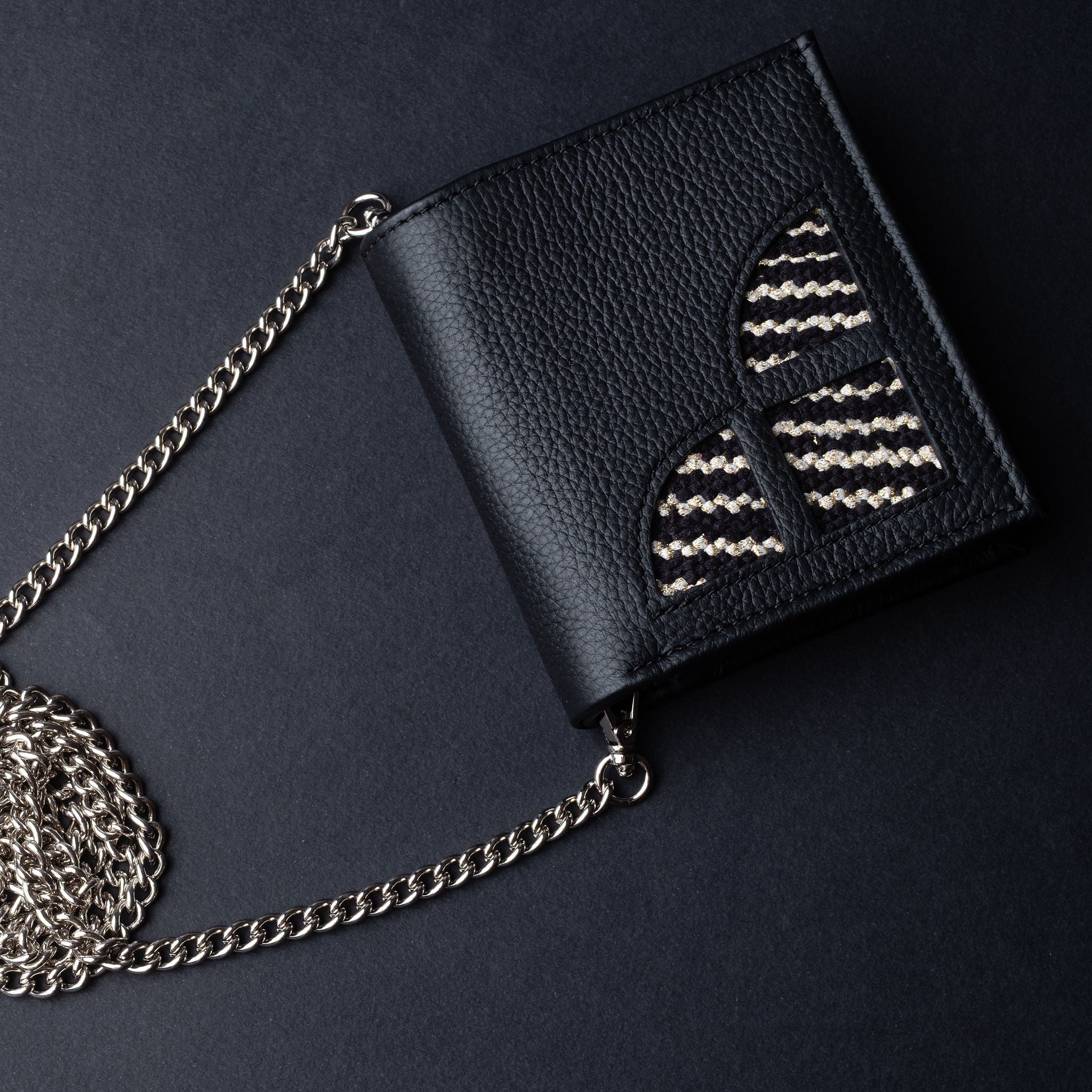 IDYR Khmissa Gift Set in Black | Handmade Moroccan Leather & Boucherouite