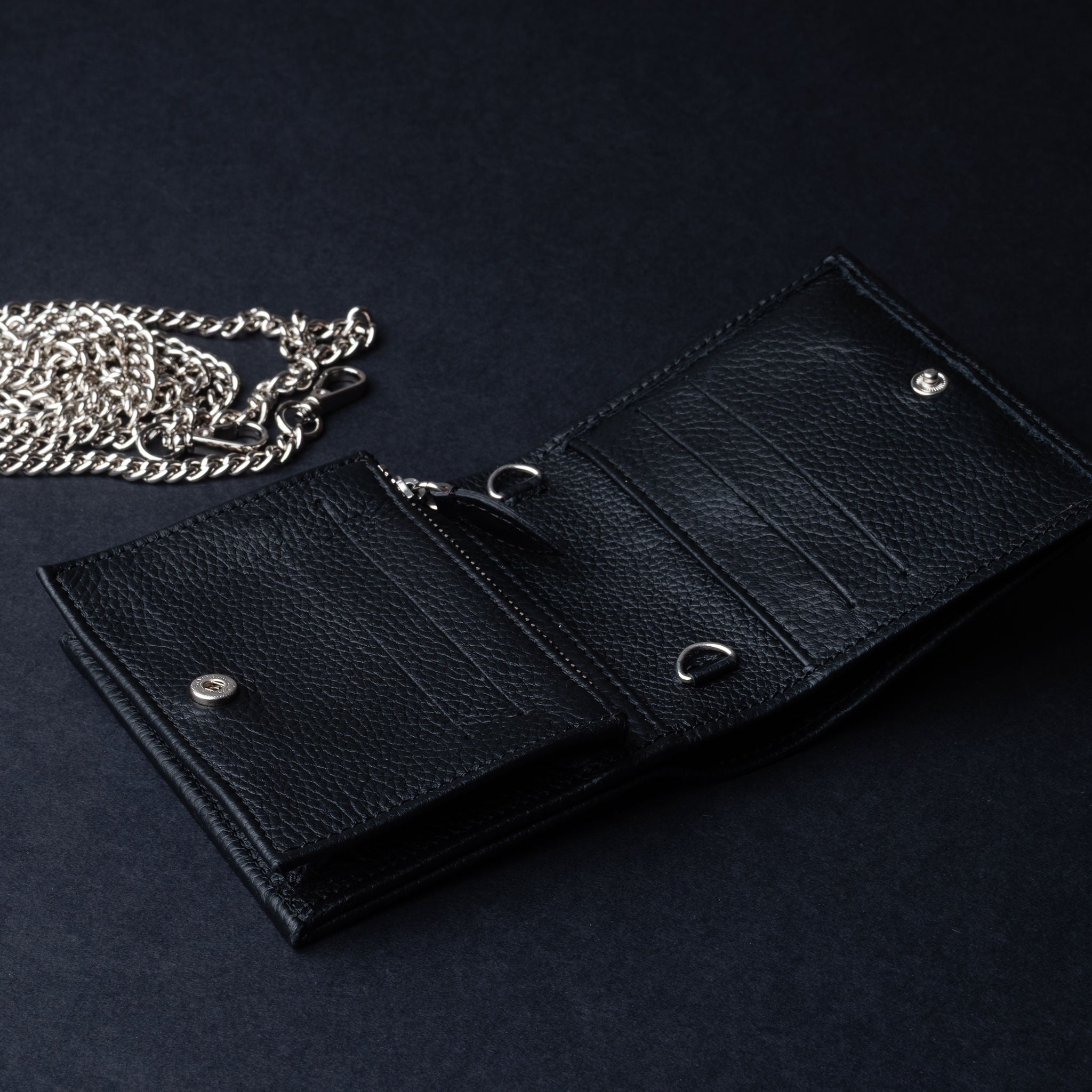IDYR Khmissa Gift Set in Black | Handmade Moroccan Leather & Boucherouite