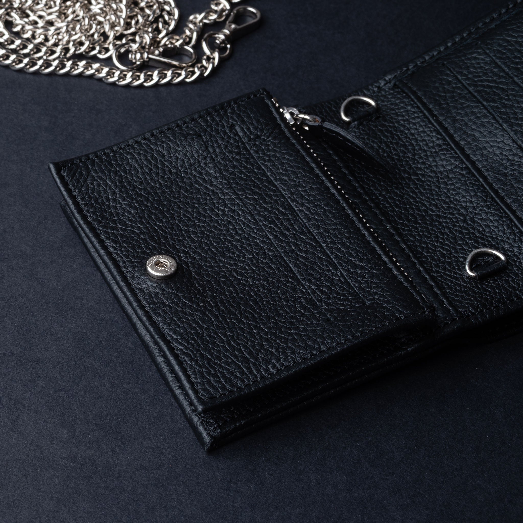 IDYR Khmissa Gift Set in Black | Handmade Moroccan Leather & Boucherouite