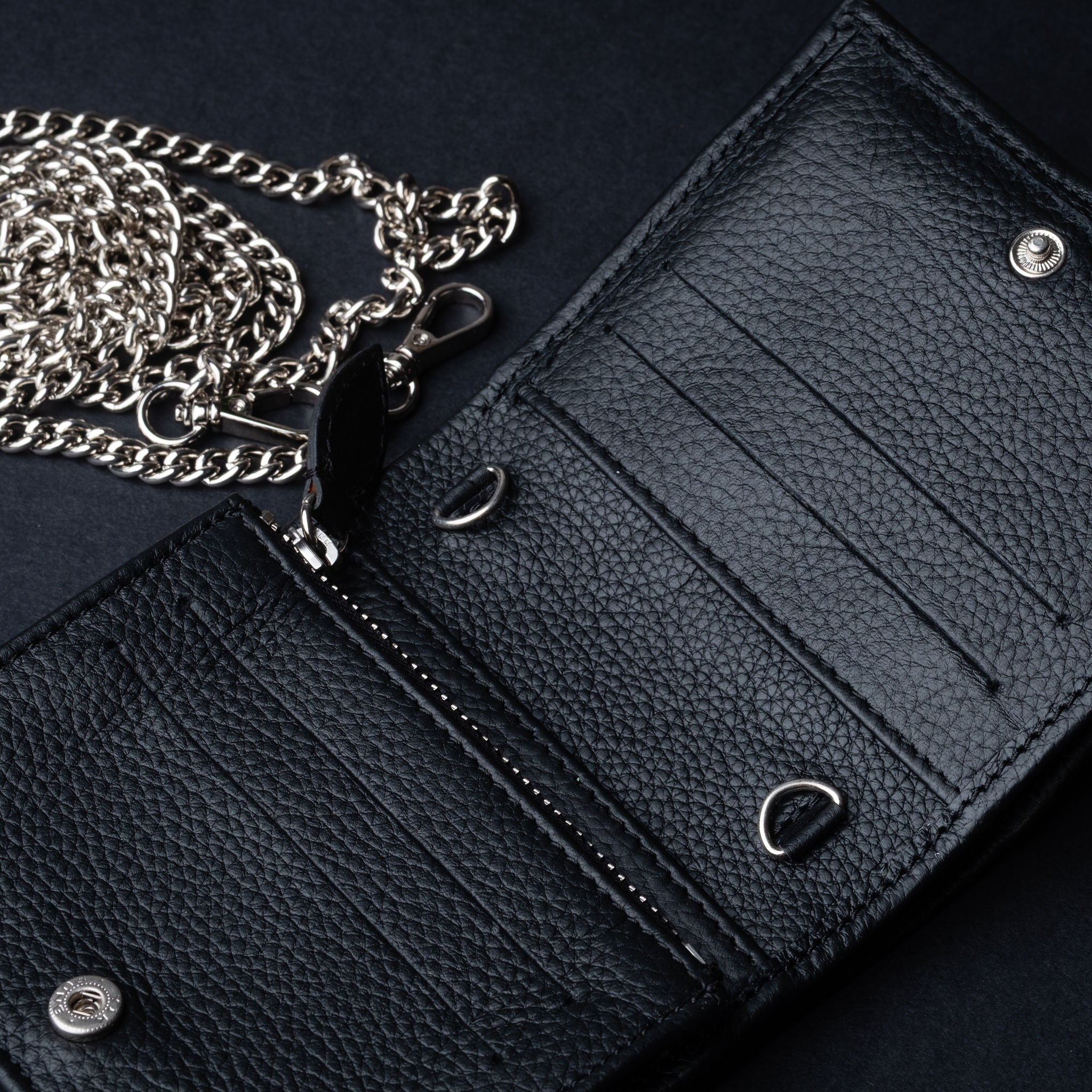 IDYR Khmissa Gift Set in Black | Handmade Moroccan Leather & Boucherouite