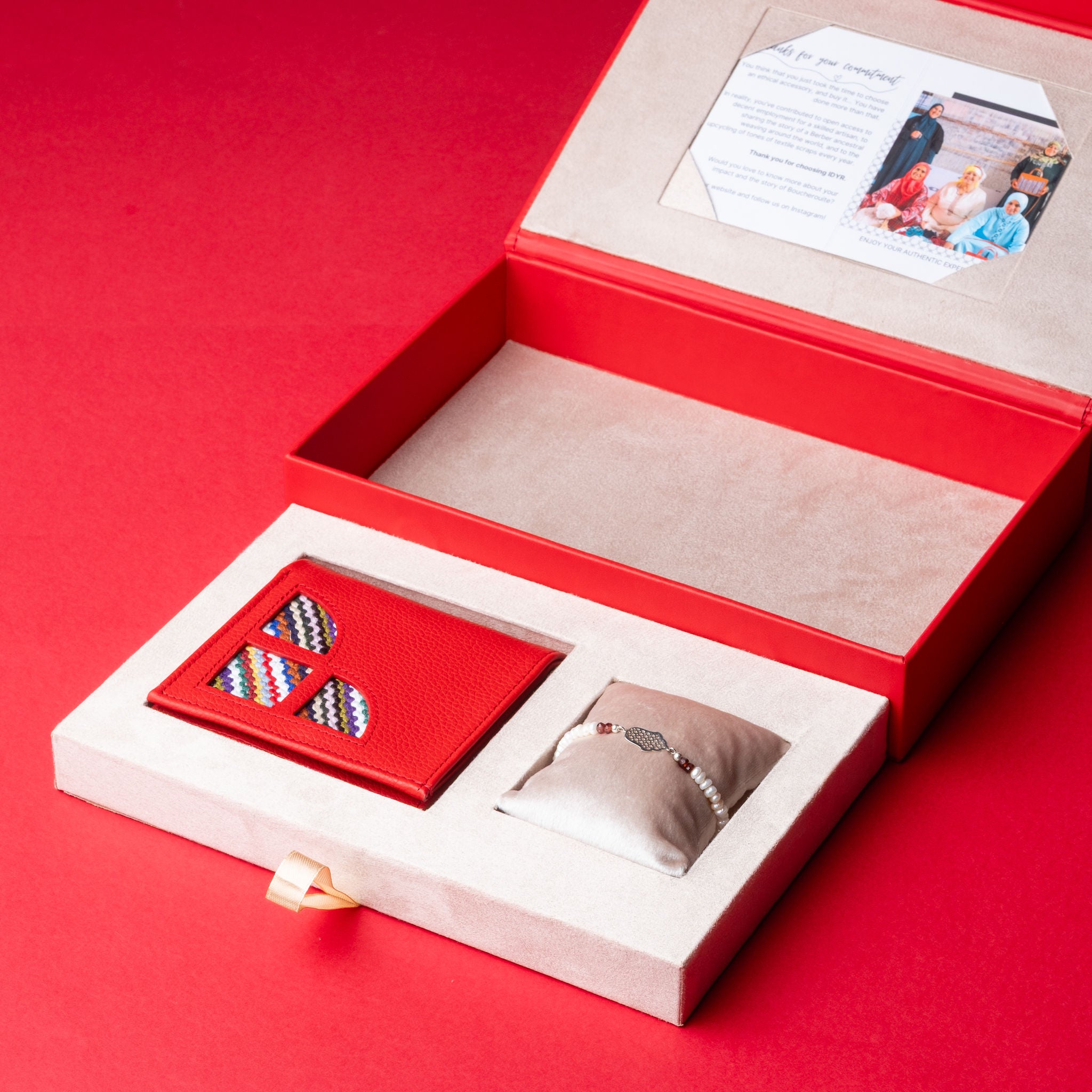 IDYR Khmissa Gift Set in Red | Handmade Moroccan Leather & Boucherouite