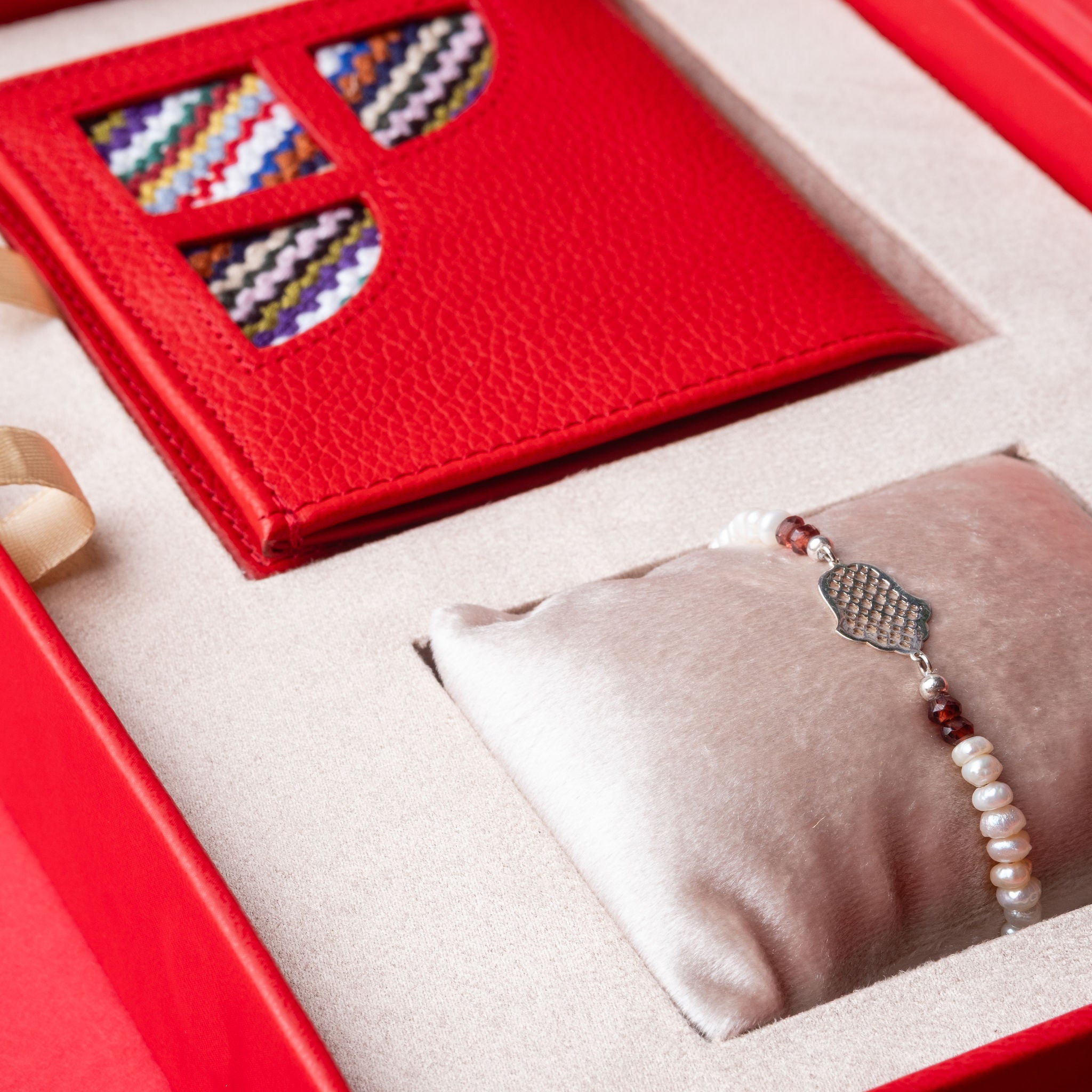 IDYR Khmissa Gift Set in Red | Handmade Moroccan Leather & Boucherouite