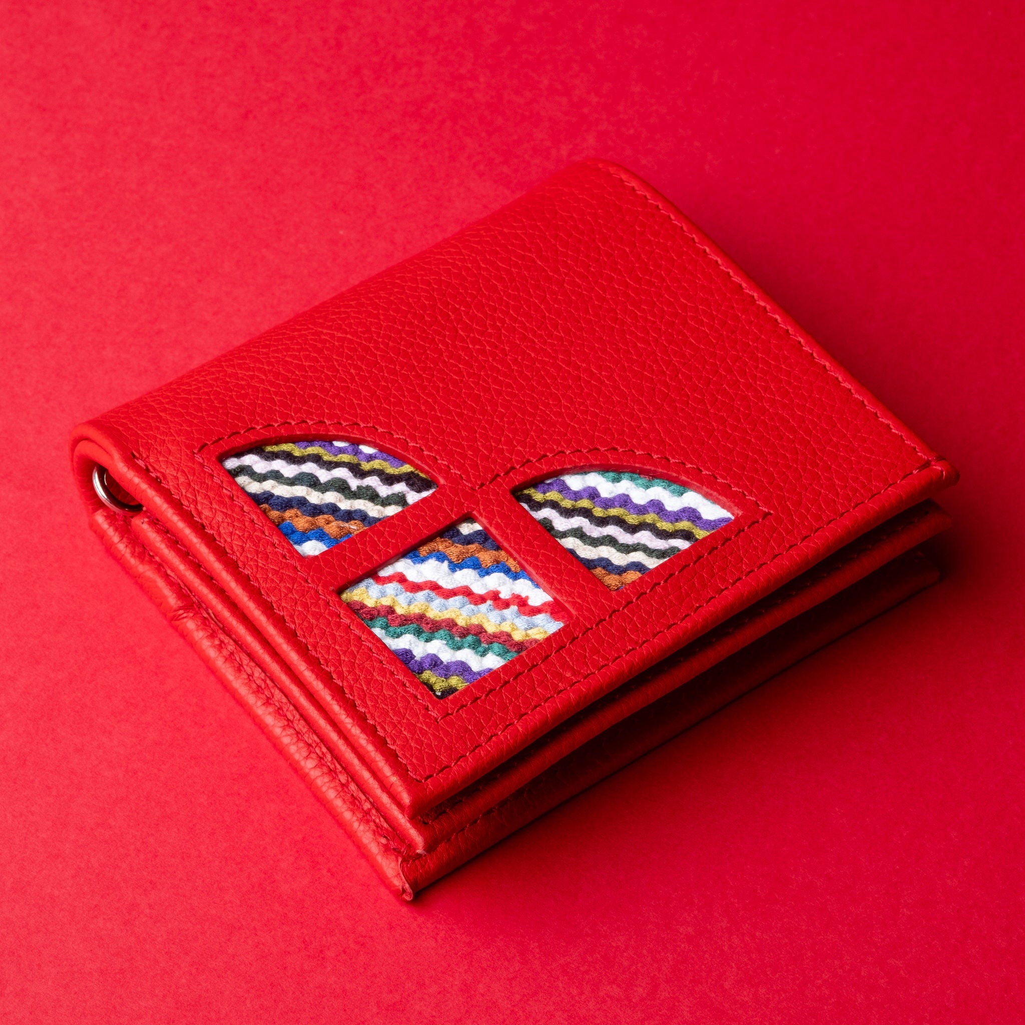 IDYR Khmissa Gift Set in Red | Handmade Moroccan Leather & Boucherouite