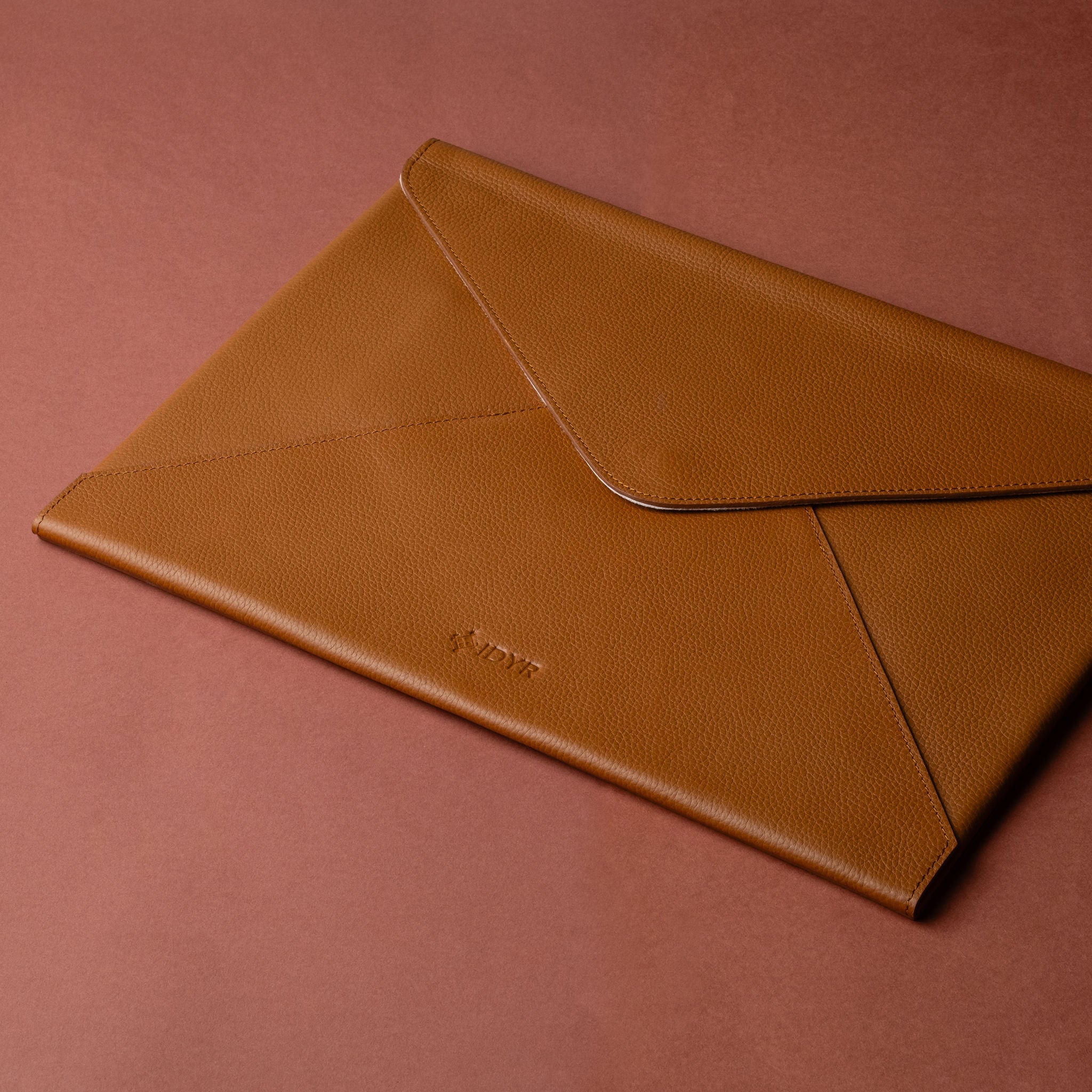 IDYR Ltam Ikhoy 13 Tablet & PC Sleeve in Brown | Handmade Luxury Leather